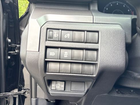 Used 2024 Toyota Tacoma TRD Sport AWD/4WD image 10