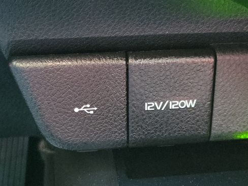 Used 2023 Toyota Camry XSE FWD image 33