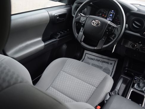 Used 2023 Toyota Tacoma SR AWD/4WD image 2