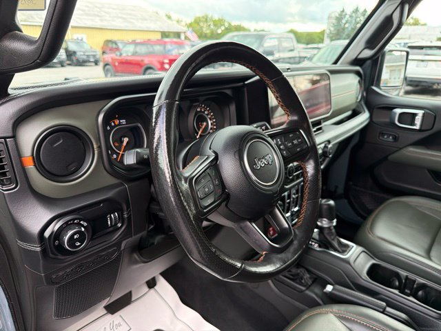 Used 2024 Jeep Gladiator Mojave AWD/4WD image 17