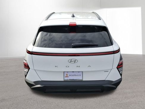 Used 2025 Hyundai Kona SEL AWD/4WD image 40