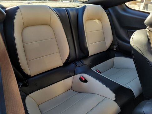 Used 2016 Ford Mustang Premium image 24