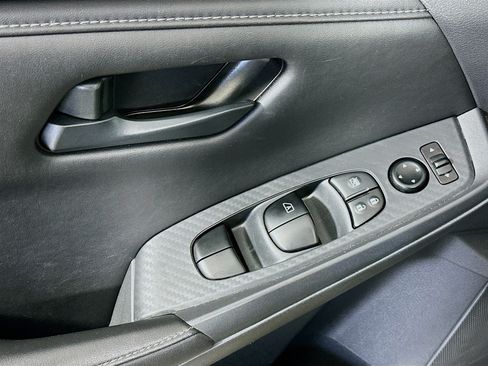 Used 2025 Nissan Sentra S FWD image 15