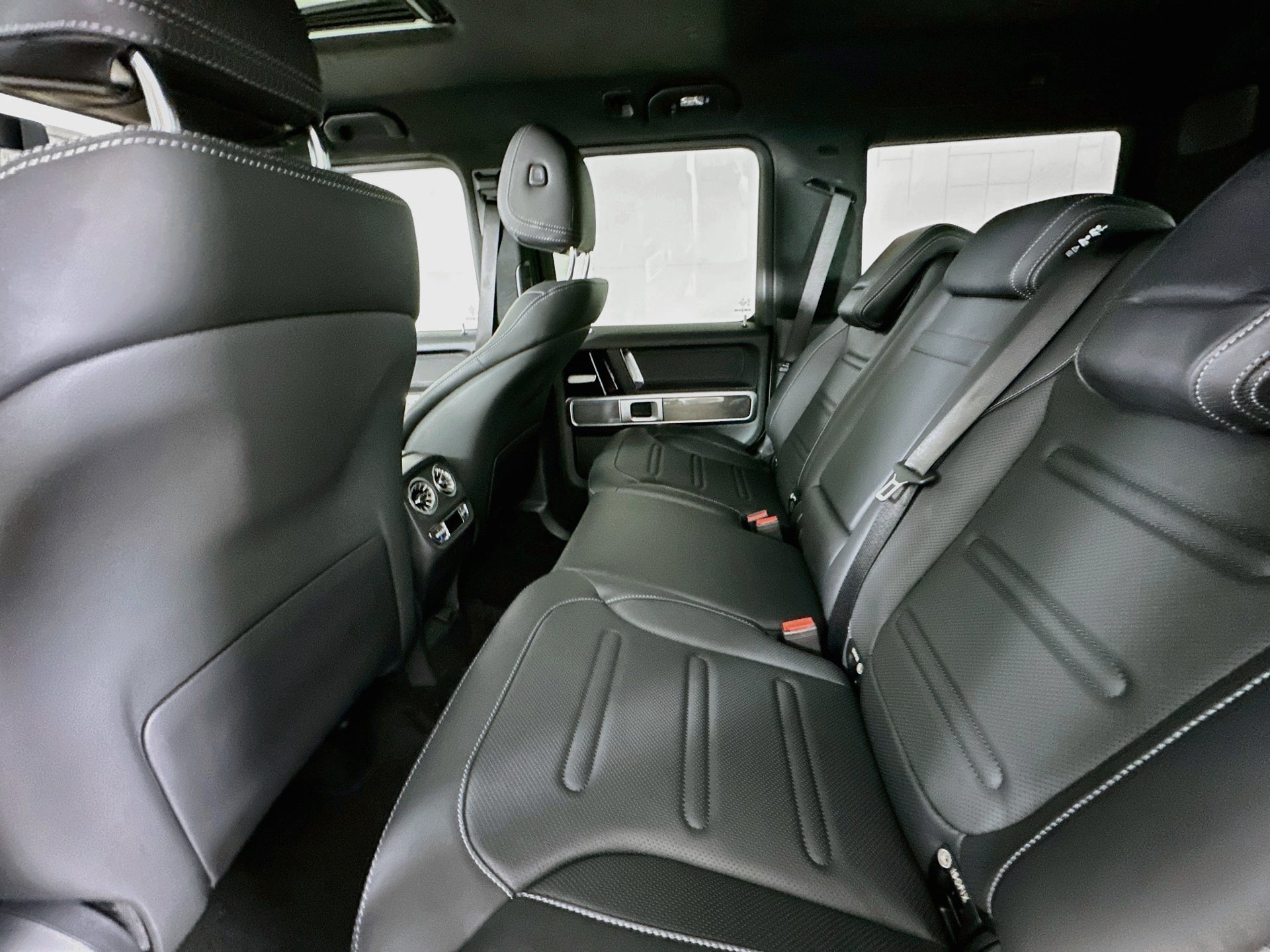 New 2027 Mercedes-Benz G 580 e image 27