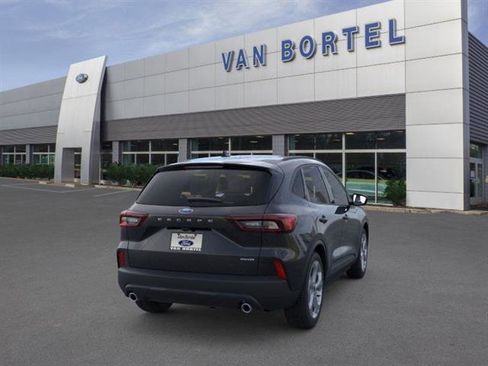 New 2025 Ford Escape ST-Line w/ Cold Weather Package image 8