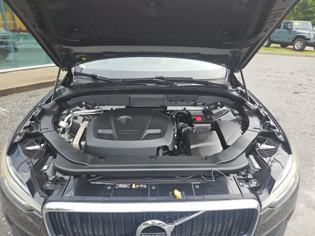 Used 2020 Volvo XC60 T5 Momentum FWD image 13
