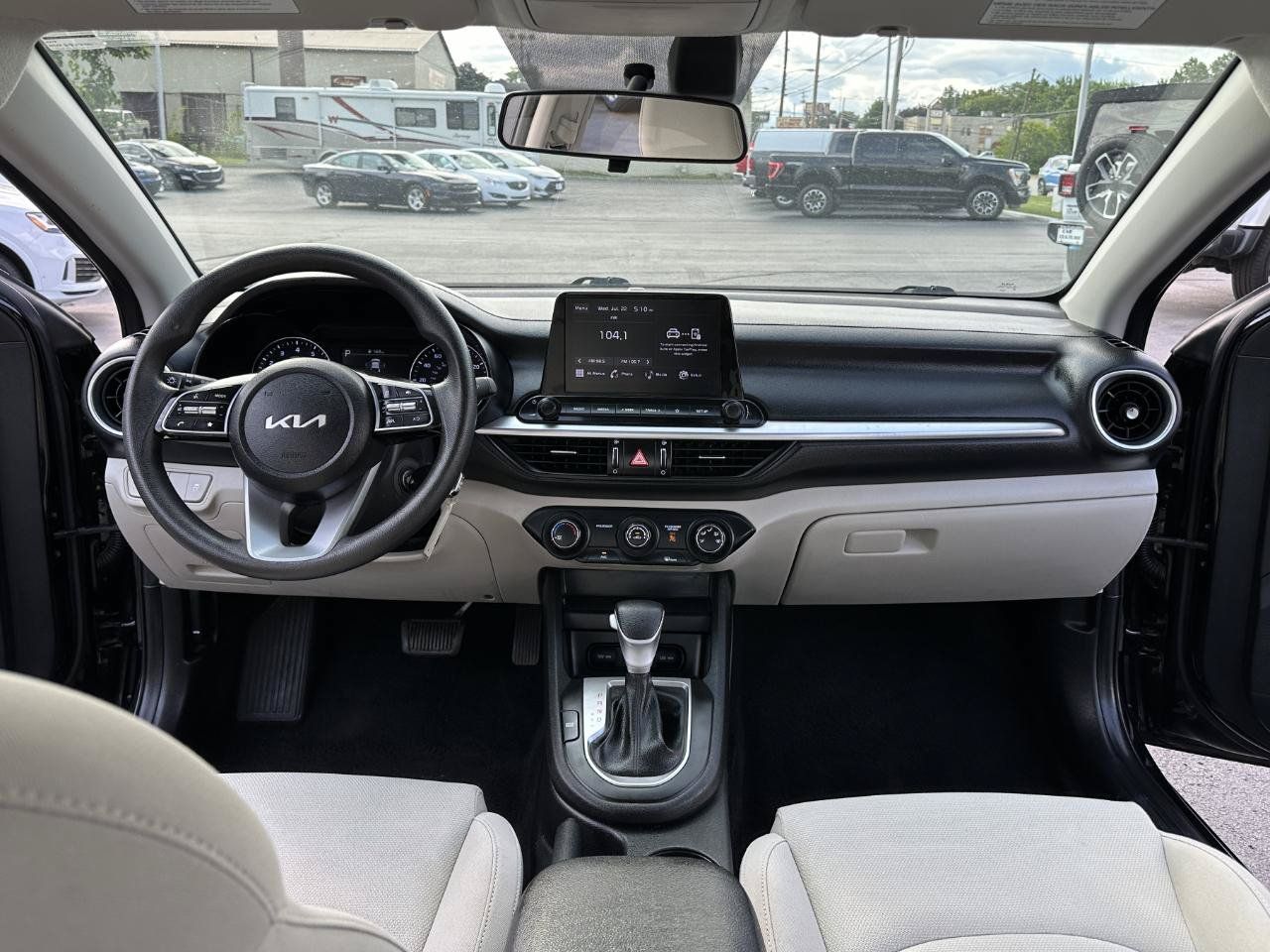 Used 2023 Kia Forte LXS w/ LXS Technology Package FWD image 39