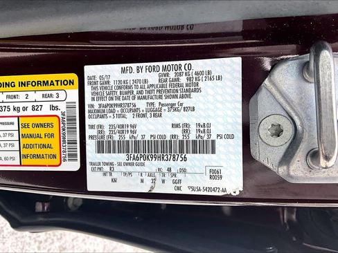 Used 2017 Ford Fusion Titanium image 31