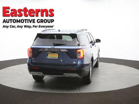 Used 2020 Ford Explorer XLT w/ Equipment Group 202A AWD/4WD image 39