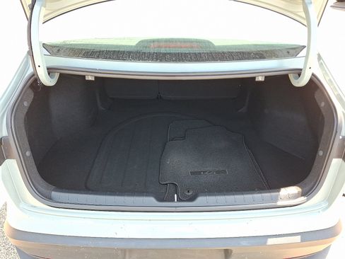 Used 2025 Kia K4 FWD image 28
