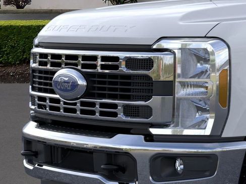 New 2025 Ford F350 XL w/ XL Chrome Package AWD/4WD image 17