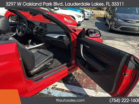 Used 2016 BMW M235i Convertible image 31