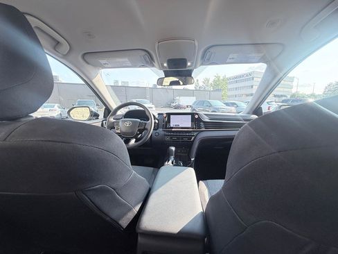 Used 2026 Toyota Camry LE FWD image 13