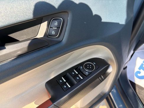 New 2025 Ford Maverick Lariat w/ 4K Tow Package image 12