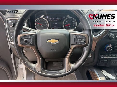 Used 2019 Chevrolet Silverado 1500 High Country w/ Technology Package AWD/4WD image 14
