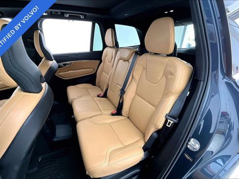 Certified 2025 Volvo XC90 T8 Ultra w/ Protection Package Premier AWD/4WD image 31