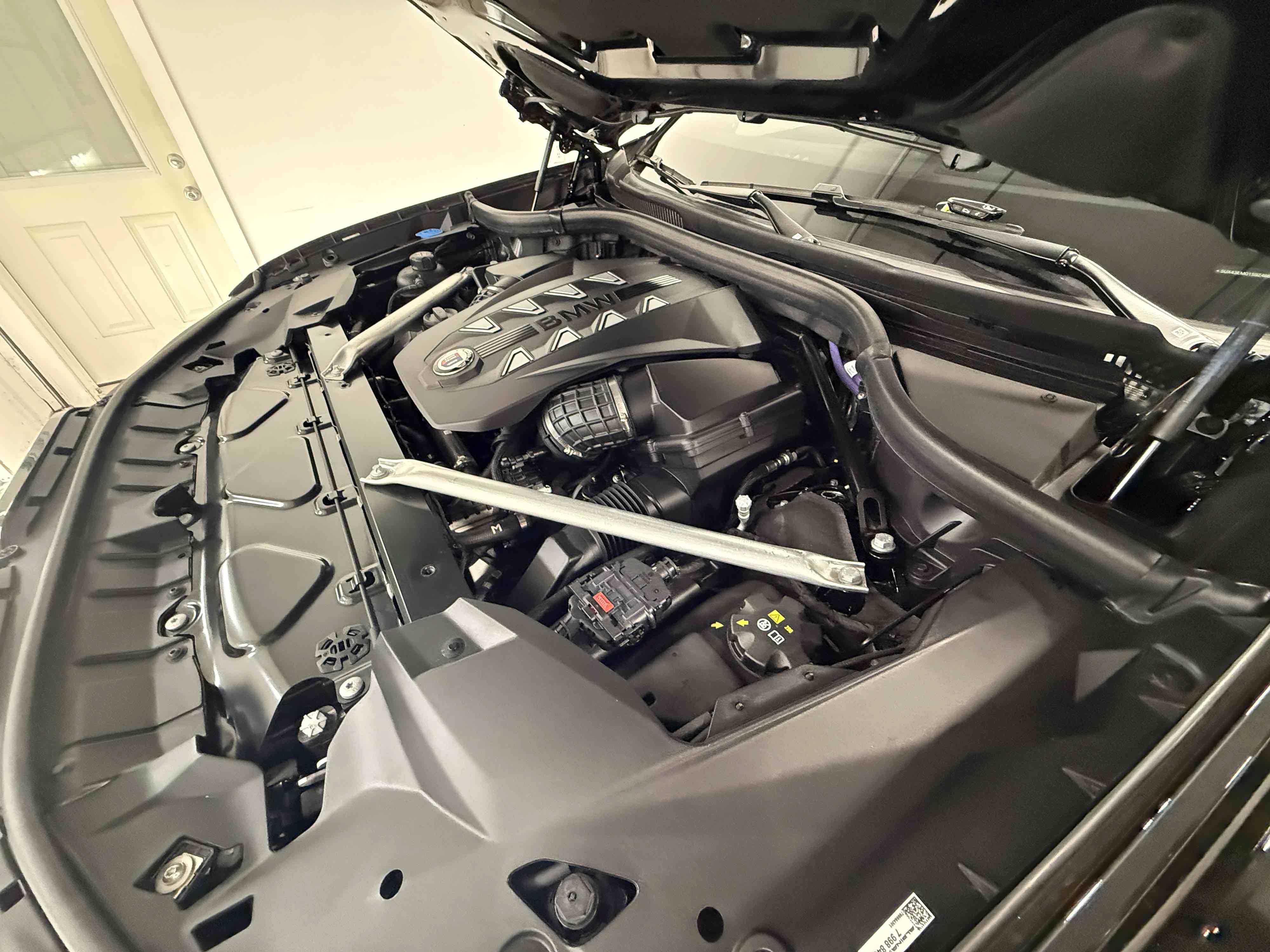 Used 2025 BMW ALPINA XB7 AWD/4WD image 94