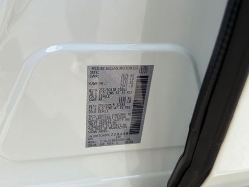 Certified 2023 Nissan Pathfinder SL w/ Lighting Package (N92) image 31