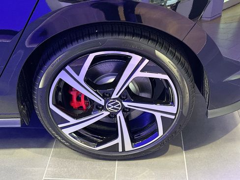 New 2026 Volkswagen GTI SE image 9