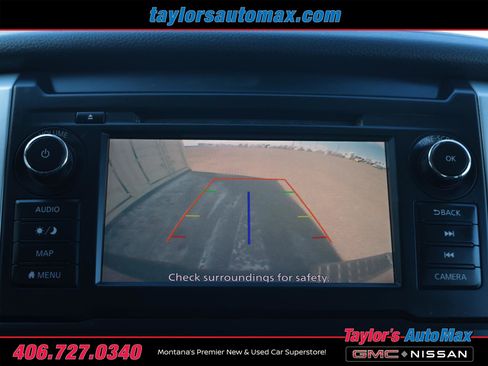 Used 2019 Nissan Titan SV w/ SV Convenience Package image 18