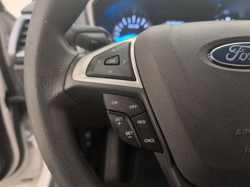 Used 2016 Ford Fusion SE image 37