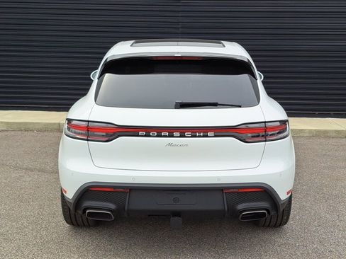 Used 2026 Porsche Macan AWD/4WD image 6