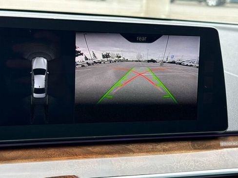 Used 2018 BMW 540i image 19