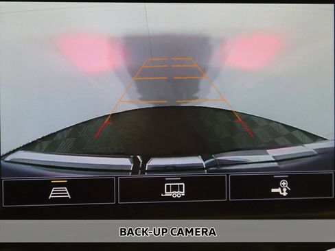 Used 2021 GMC Sierra 1500 AT4 image 3