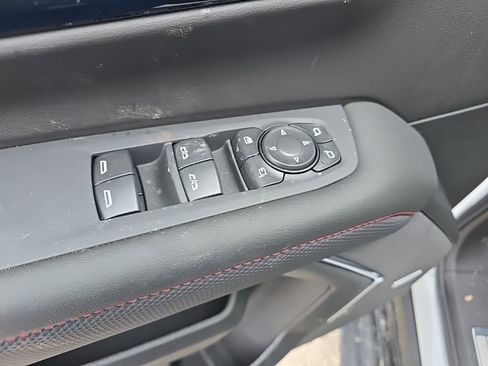 Used 2026 Chevrolet Suburban RST w/ Comfort Package image 8