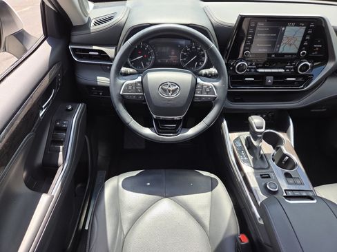 Used 2020 Toyota Highlander Limited AWD/4WD image 33