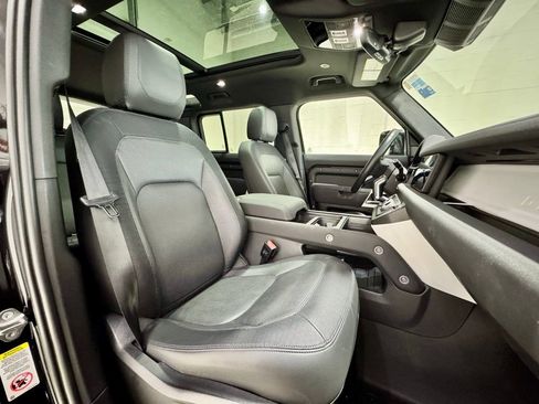 Used 2023 Land Rover Defender 110 X-Dynamic SE image 35