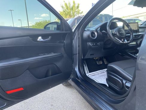 Used 2023 Kia Forte GT-Line w/ GT-Line Technology Package FWD image 18