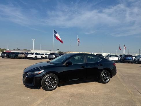 Certified 2024 Nissan Sentra SV FWD image 12