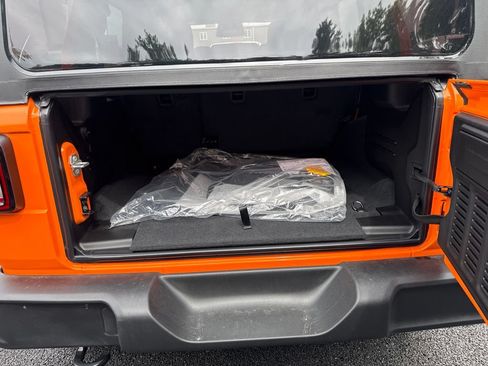 New 2027 Jeep Wrangler Unlimited Sport AWD/4WD image 21