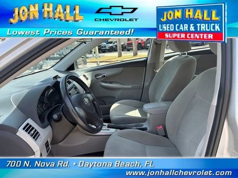 Used 2013 Toyota Corolla LE w/ Premium Pkg image 18