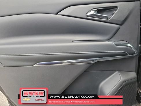 Used 2026 Chevrolet Traverse LT AWD/4WD image 17