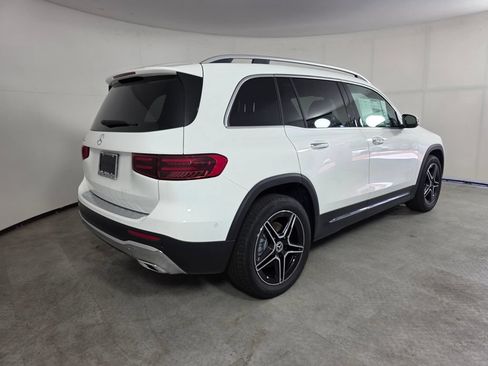 New 2026 Mercedes-Benz GLB 250 image 4