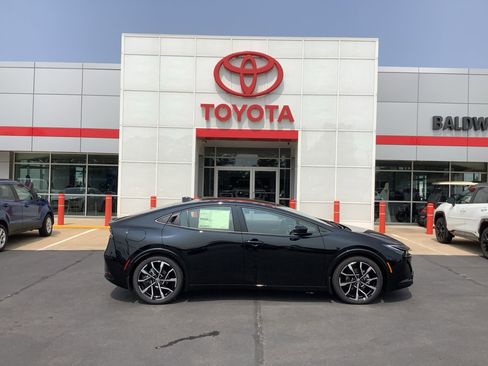 New 2025 Toyota Prius XSE PREMIUM w/ Limited Premium Package image 8