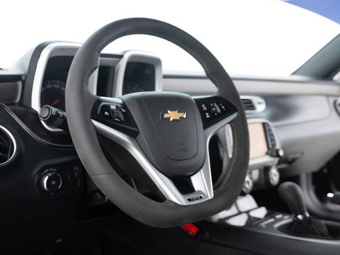 Used 2015 Chevrolet Camaro SS w/ SS Performance Package image 23