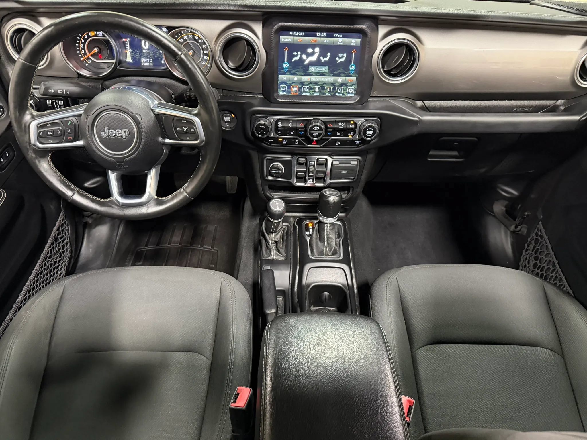 Used 2020 Jeep Wrangler Unlimited Sahara w/ Uconnect 4C Nav & Sound Group AWD/4WD image 48