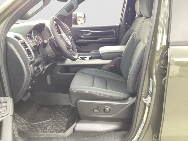 New 2026 RAM 1500 Big Horn w/ Night Edition AWD/4WD image 11