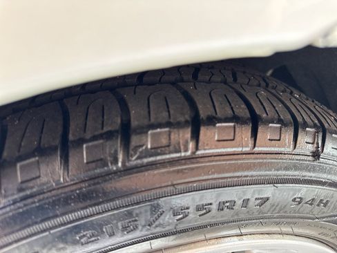 Used 2011 Toyota Avalon image 18