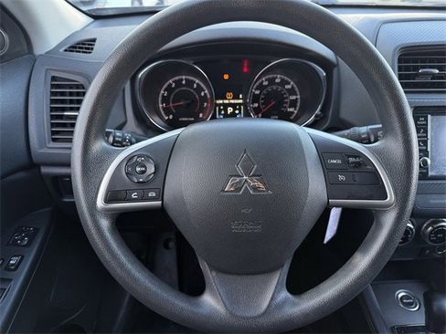 Used 2023 Mitsubishi Outlander Sport ES image 12