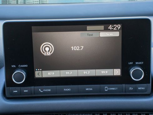 Certified 2023 Honda HR-V LX image 23