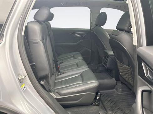 Used 2022 Audi Q7 2.0T Premium Plus AWD/4WD image 21