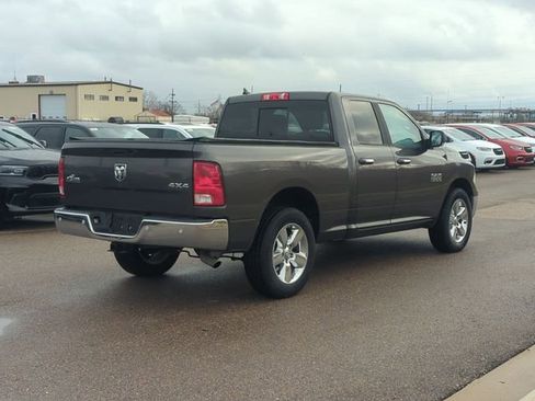 Used 2018 RAM 1500 Big Horn AWD/4WD image 3