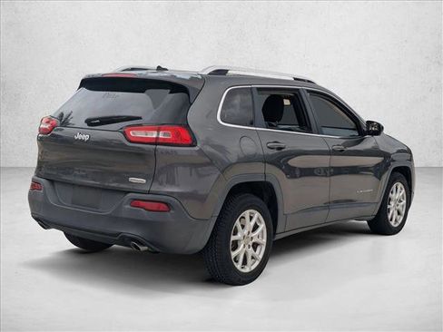 Used 2014 Jeep Cherokee Latitude image 5
