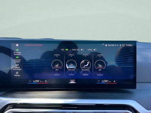 Certified 2024 BMW M440i Convertible RWD image 19