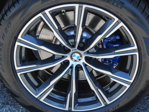 Certified 2024 BMW X5 M60i AWD/4WD image 8