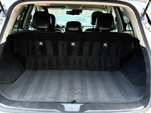 Used 2023 Nissan Murano SV image 42